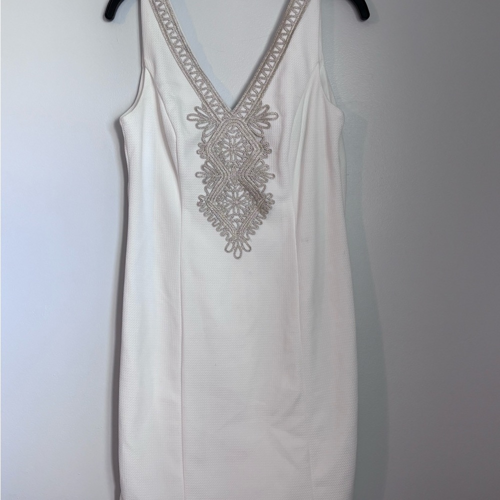 Jessica H White Cream Embellished Vneck Zipper Back Sheath Mini Dress size 8